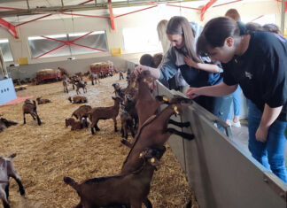 Επίσκεψη φοιτητών στη ΦΑΡΜΑ ΗΠΕΙΡΟΣ και τις εγκαταστάσεις της ΗΠΕΙΡΟΣ ΑΕΒΕ