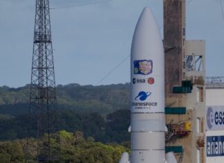 Εκτοξεύτηκε η διαστημική αποστολή JUICE με προορισμό τον Δία και τα παγωμένα φεγγάρια του