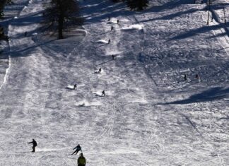 Ξεπέρασαν φέτος τους 100.000 οι επισκέπτες στο χιονοδρομικό κέντρο των Καλαβρύτων