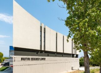 Εγκαινιάστηκε το Κέντρο Έρευνας Μαστίχας στη Χίο