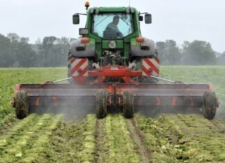 Κ. Τσιάρας: Σήμερα στους λογαριασμούς των αγροτών η προκαταβολή της ενιαίας ενίσχυσης – Πληρωμές 1,2 δισ. ευρώ έως το τέλος του έτους