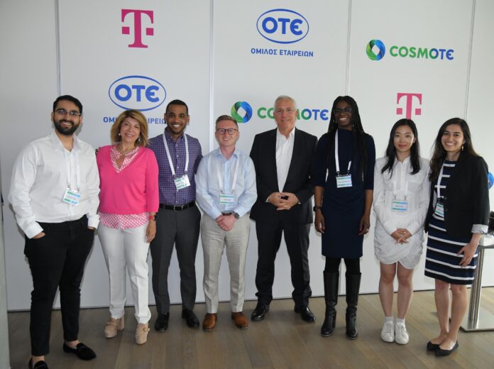 F39B4E1B-9E3E-4FFC-BB61-14CD3FAF8BDF