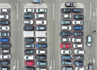 Στάθμευση: Έξυπνη εφαρμογή GPS «υπόσχεται» να μειώσει σημαντικά τον χρόνο αναζήτησης και τους κύκλους στο τετράγωνο