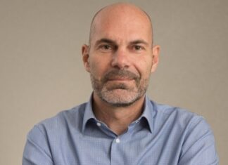 Οι 7 στους 10 χρήστες του διαδικτύου κάνουν τις αγορές τους online