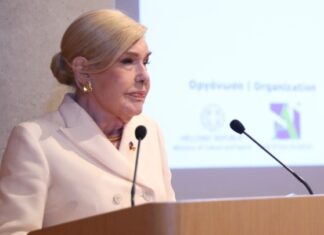 Έφυγε από τη ζωή η Μαριάννα Β. Βαρδινογιάννη