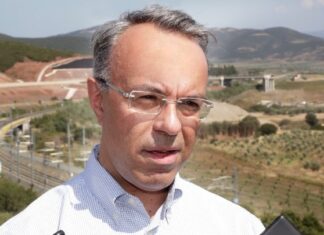 Ο Χρ. Σταϊκούρας επιθεώρησε τις εργασίες στον Ε65