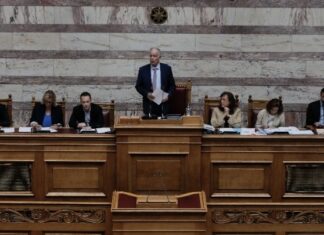 Bουλή: Πεντακομματικό το Προεδρείο – Χωρίς αντιπροέδρους «Σπαρτιάτες», «Νίκη» και «Πλεύση Ελευθερίας»