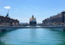 Με τις δεξαμενές της Σύρου και της Ελευσίνας, ο όμιλος ONEX θα έχεις τις μεγαλύτερες Panamax δεξαμενές στην Ελλάδα και δύο από τις μεγαλύτερες στην Αν. Μεσόγειο