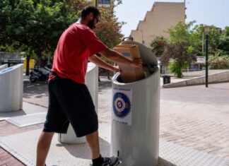 Δήμος Αθηναίων: Η καθαριότητα περνά στην επόμενη μέρα – 350 συστήματα βυθιζόμενων κάδων άρχισαν να τοποθετούνται στην πόλη