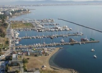 «Μαγνήτισαν» μεταλλικά απορρίμματα από τον βυθό του Θερμαϊκού