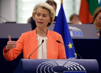 Φον ντερ Λάιεν: Η Ευρώπη έχει όλα όσα χρειάζεται για «να ξεπεράσει την καταιγίδα»