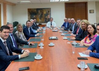 Κ. Σκρέκας προς σούπερ μάρκετ: Τα μέτρα θα πραγματοποιηθούν με κανόνες που τονώνουν τον ανταγωνισμό και διασφαλίζουν τις προσιτές τιμές