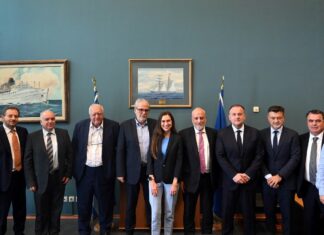 Η “πράσινη” μετάβαση της ακτοπλοΐας στο επίκεντρο της συνάντησης του Χρ. Στυλιανίδη με τον σύνδεσμο των ακτοπλόων