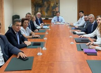 Σταθερές τιμές στο ψωμί ζήτησε ο Κ. Σκρέκας από τους αρτοποιούς