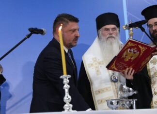 Ορκίστηκε ο νέος Περιφερειάρχης Αττικής Ν. Χαρδαλιάς