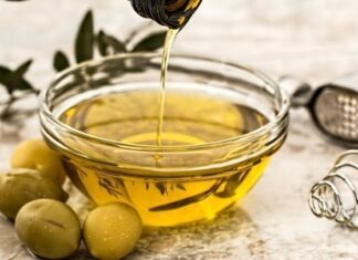 Ισπανία: Η κυβέρνηση θα μηδενίσει τον ΦΠΑ στο ελαιόλαδο