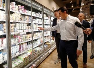 Κ. Σκρέκας: Έρχονται μέτρα για τις παραπλανητικές εκπτώσεις και για τη μείωση των τιμών στο βρεφικό γάλα