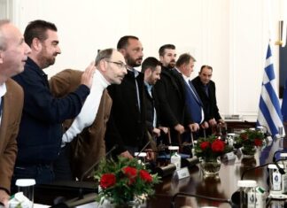 «Εποικοδομητικός ο διάλογος», λένε οι αγρότες – Η απόφαση στα μπλόκα