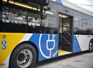 Ξεκίνησαν οι τεχνικές δοκιμές του πρώτου ηλεκτρικού λεωφορείου