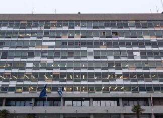 ΙΝΕ/ΓΣΕΕ: Βαρύ το κόστος της εκπαίδευσης για τους εργαζόμενους του ιδιωτικού τομέα