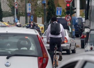 Σε απεργιακό κλοιό η χώρα -Χωρίς μετρό, ΗΣΑΠ, τραμ, τρένα, προαστιακό, ταξί