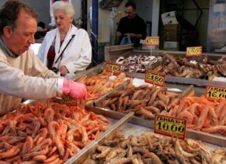 Τι να προσέχουν οι καταναλωτές στα τρόφιμα για τη Σαρακοστή