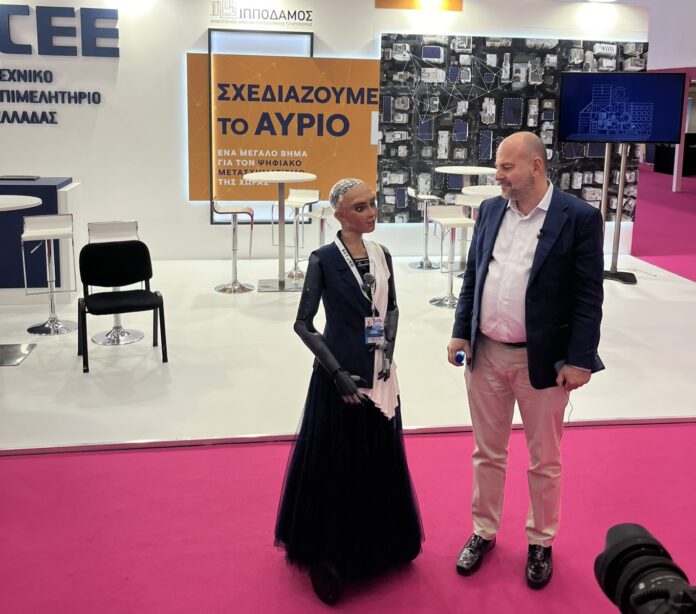 beyond_IMG_8636_sophia_airobot_stasinos_tee