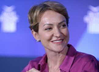 Α. Σδούκου: Τέσσερις πρωτοβουλίες για την ανάπτυξη της εξορυκτικής βιομηχανίας