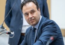 Το ρομπότ του GOV.gr αναβαθμίστηκε σε Action Bot και εκδίδει ληξιαρχική πράξη γάμου