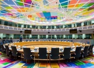 Ecofin: Εγκρίθηκε το «Σχέδιο της Ουκρανίας» – Άμεση εκταμίευση 1,89 δισ. ευρώ