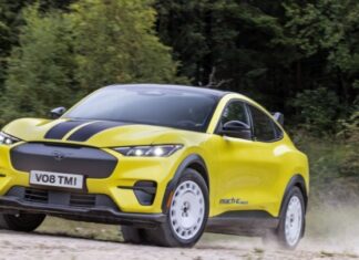 Η Ford γιορτάζει τα 60 χρόνια της εμβληματικής Mustang με νέες εκδόσεις