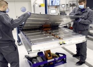 Σε λιγότερο από 15 χρόνια το κόστος της μπαταρίας των αυτοκινήτων μειώθηκε περισσότερο από 90%