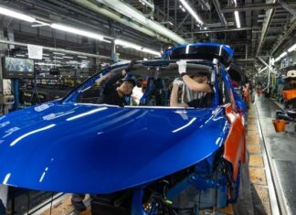 Το ανανεωμένο Nissan Qashqai βγαίνει από την γραμμή παραγωγής του εργοστασίου του Sunderland