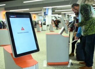 Αποκαθίστανται τα προβλήματα από την παγκόσμια κατάρρευση πληροφοριακών συστημάτων