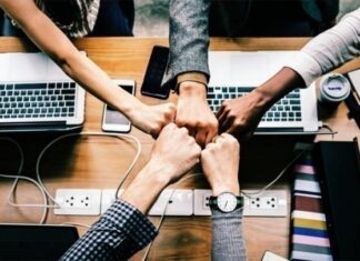 Νέα ευρωπαϊκά πρότυπα Εκθέσεων Βιωσιμότητας – Ποιες εταιρείες πρέπει να τα εφαρμόσουν