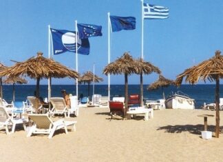 Γαλάζιες σημαίες και πεντακάθαρα νερά σε ακτές του δήμου Βόλου εντός του Παγασητικού