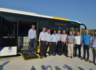 Χρήστος Σταϊκούρας: 211 νέα λεωφορεία σε περιαστικές γραμμές της Αττικής