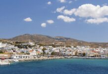 Στην Τήνο ανακυκλώνουν με το κινητό τους