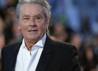 Αφιέρωμα: Αλέν Ντελόν, έφυγε ένα είδωλο γενεών