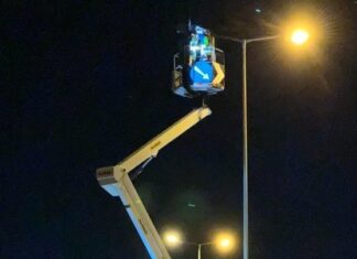 Εργασίες συντήρησης οδοφωτισμού στην επαρχιακή οδό Θεσσαλονίκης – Μηχανιώνας