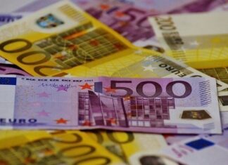 Τα ομόλογα είναι ο μεγάλος νικητής μετά την επιβολή δασμών από τον Τράμπ