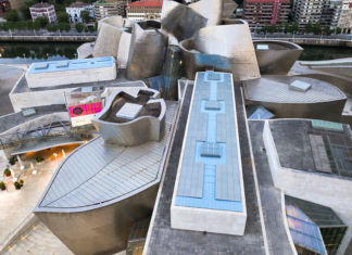 Φωτοβολταϊκά και πολιτισμός: Μουσεία και ιστορικά κτίρια στην Ευρώπη βάζουν πάνελ χωρίς να αλλοιώνεται η φυσιογνωμία τους