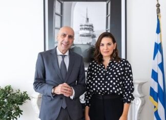 Συνάντηση της υπουργού Τουρισμού, Όλγας Κεφαλογιάννη, με τον υποψήφιο πρόεδρο ΕΒΕΑ, Γιάννη Μπρατάκο