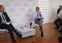 Παπαστράτος: Δωρεά στο Συντονιστικό Επιχειρησιακό Κέντρο Καταπολέμησης Λαθρεμπορίου (βίντεο)