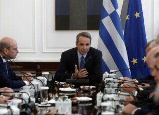 Κυρ. Μητσοτάκης στο Υπουργικό: Σχεδόν 20.000 νέες προσλήψεις το 2025 – Άμεσα η νέα σύμβαση παραχώρησης της Αττικής Οδού