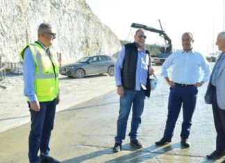 Επίσκεψη Χρήστου Σταϊκούρα στο κύριο εργοτάξιο του Flyover