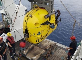 Η Ελλάδα ιδανικό σημείο διέλευσης για υποθαλάσσια καλώδια οπτικών ινών αναφέρει η γαλλική εφημερίδα Les Echos