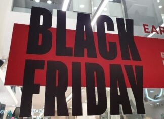 Black Friday – Από τις ουρές στα καταστήματα στο αόρατο ψηφιακό οικοσύστημα που τη στηρίζει