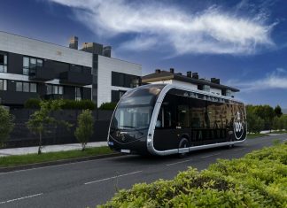 Λεωφορεία που μοιάζουν με τραμ φιλοδοξούν να οδηγήσουν το Λονδίνο στον στόχο για μηδενικές εκπομπές