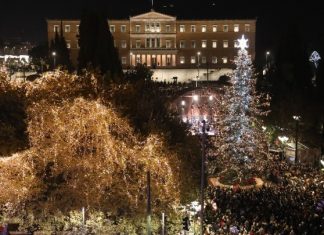 Με την «Ταράτσα του Χρόνου» η Αθήνα θα υποδεχτεί στο Σύνταγμα το 2025